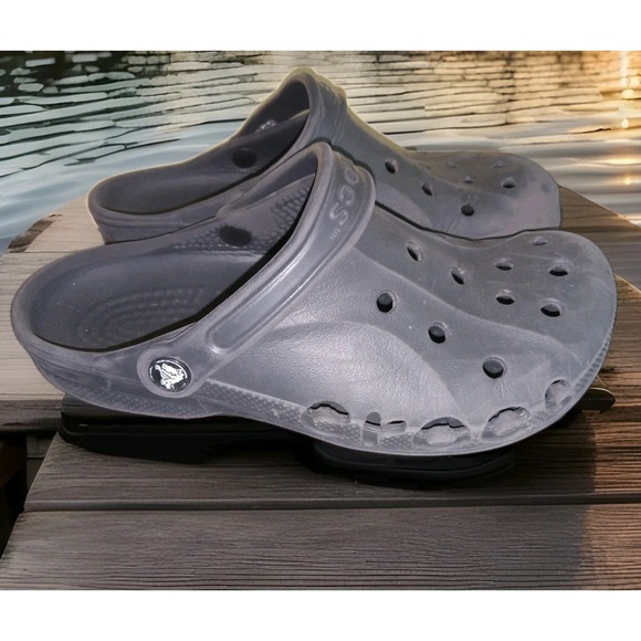 Crocs BLACK Baya Unisex Clog Water-Friendly Lightweight Slip on Shoes M7/W9 - Picture 1 of 6
